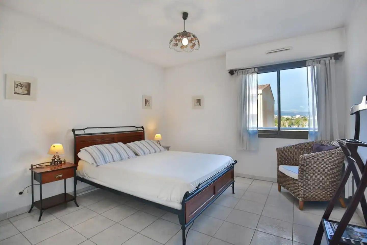 Charming Two-Bedroom Apartment With Balcony And Garage By The Marina Antibes Esterno foto